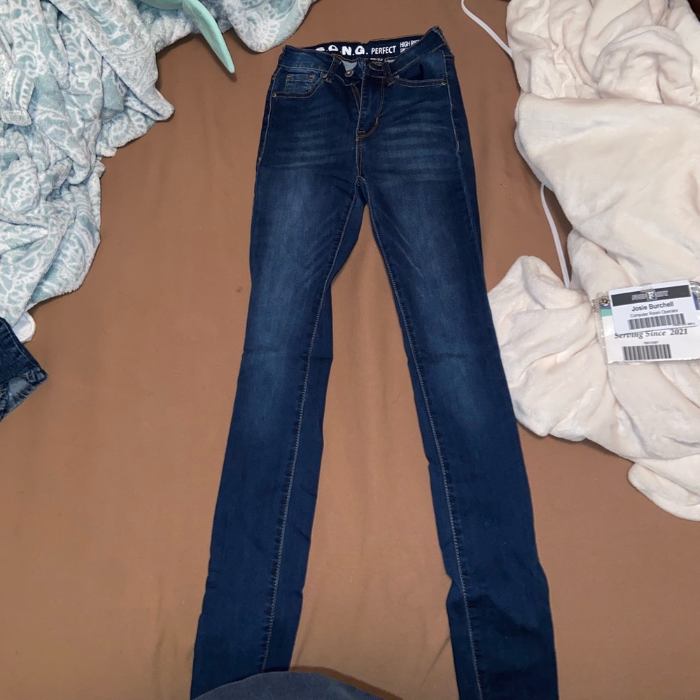Juniors blue jeans size 00